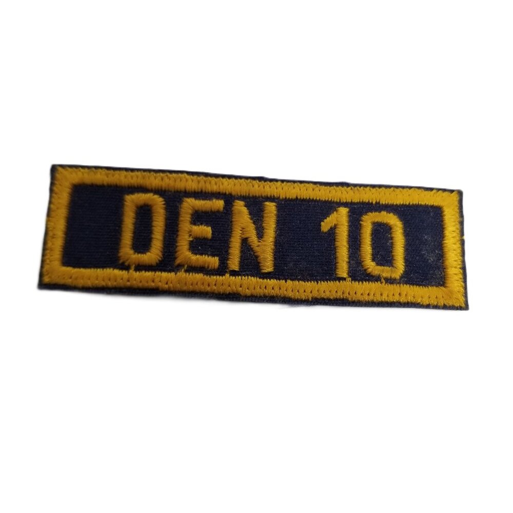 BSA Cub Scout Den 10 Number Patch Navy Gold Uniform Insignia Vintage NEW